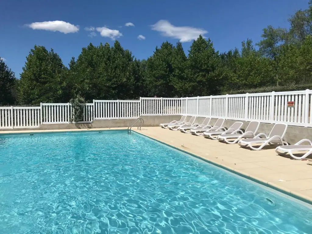 Les Bastides de Chanteraine Hotel de plein air, bungalows, lodges & spa