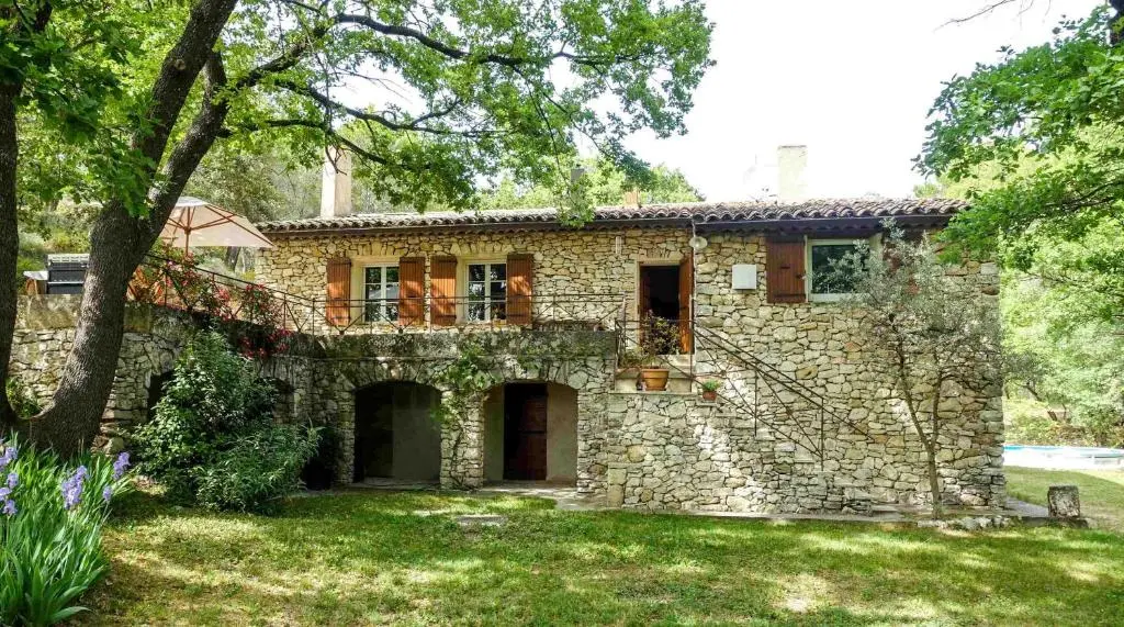 L’enclos