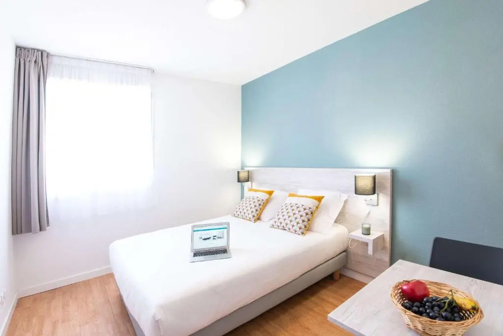 Comfort Aparthotel Aix – Le Tholonet