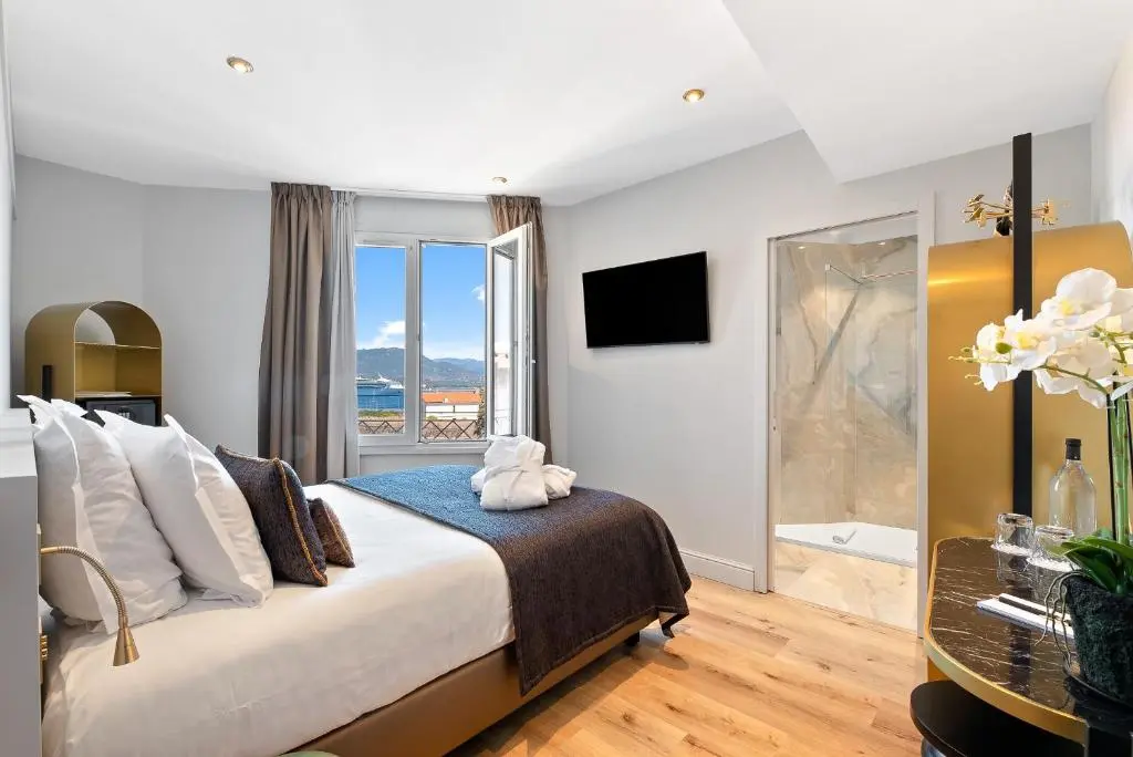 Hotel San Carlu Citadel