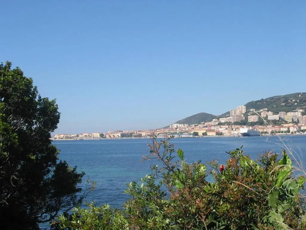 Rez de villa Aspretto Lazaret