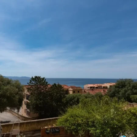 Location Corsica
