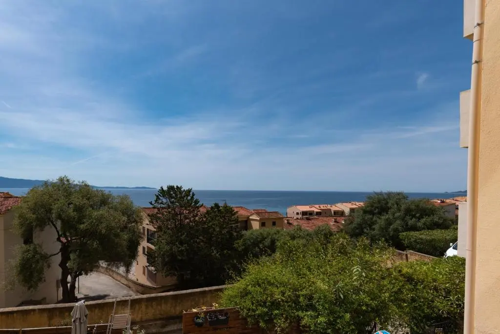 Location Corsica