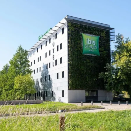 ibis Styles Romans Valence Gare TGV