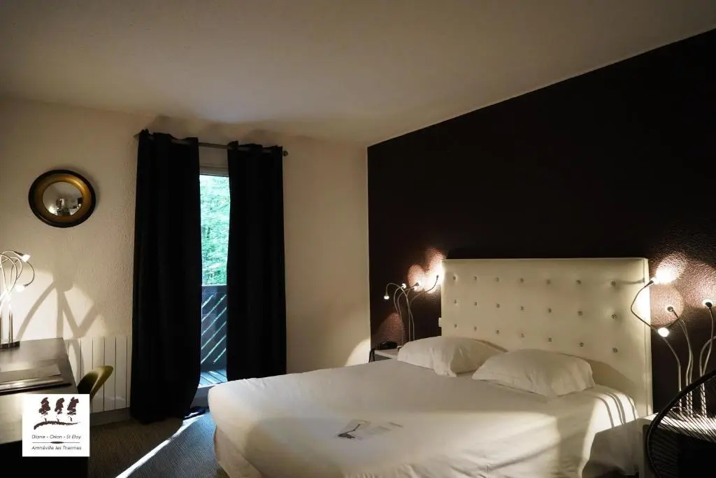 Enzo Hotels Diane – Logis Amneville