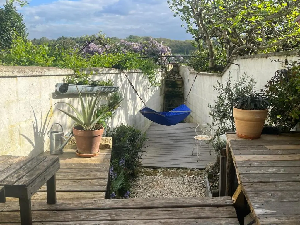 Le 16 rue Saint Ausone