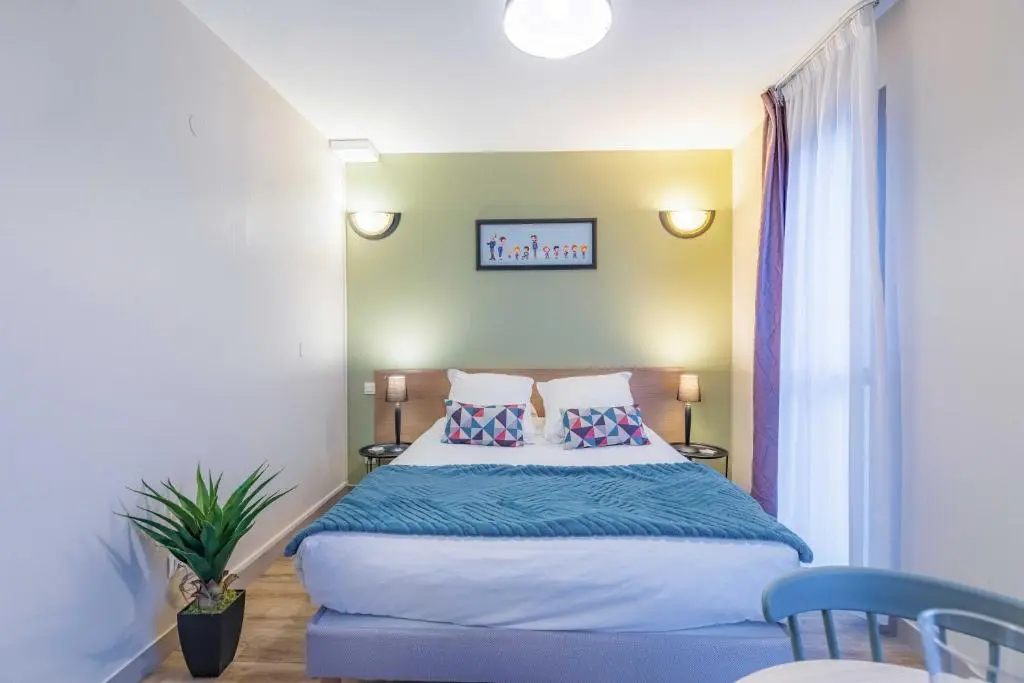Appart’City Classic Angouleme Centre – Appart Hotel
