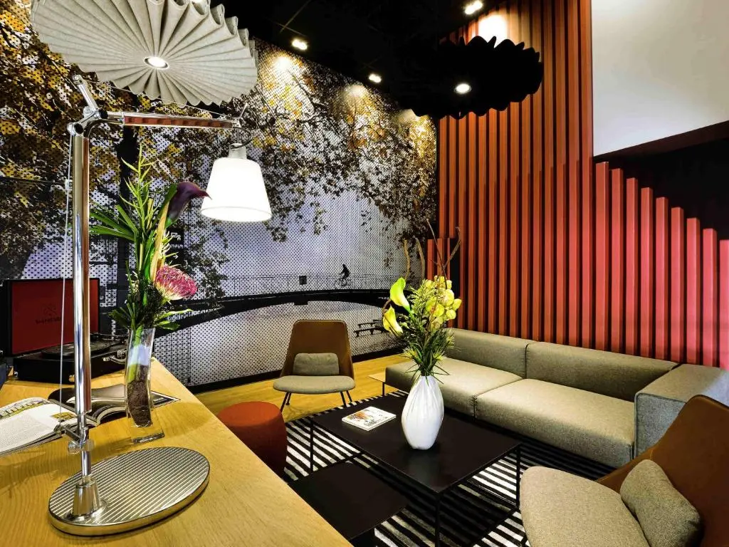 IBIS ANNECY CRAN GEVRIER