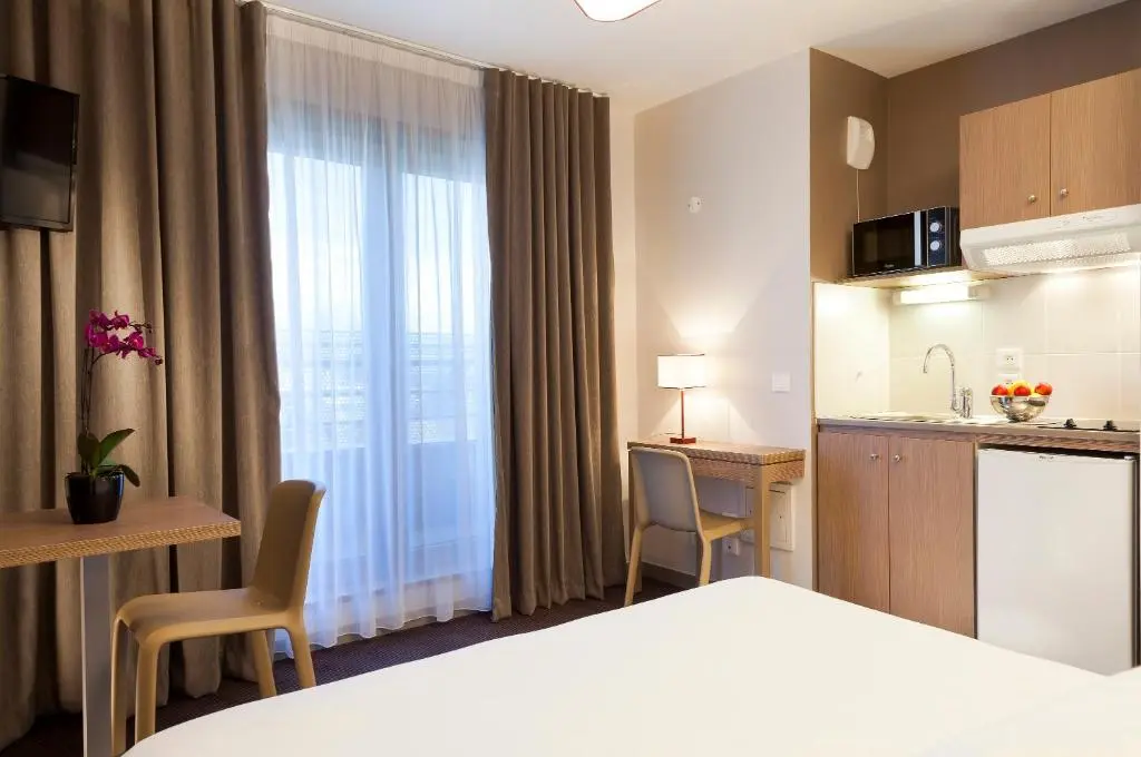 Neho Suites