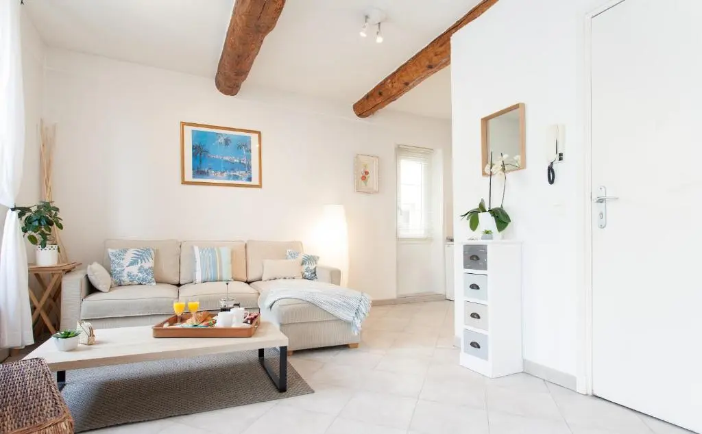 Apartments in Antibes – Carousel – Pimms