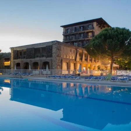 Hotel 3 etoiles Castel Luberon – Apt – Vacances Bleues