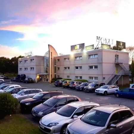 Good Night Hotel