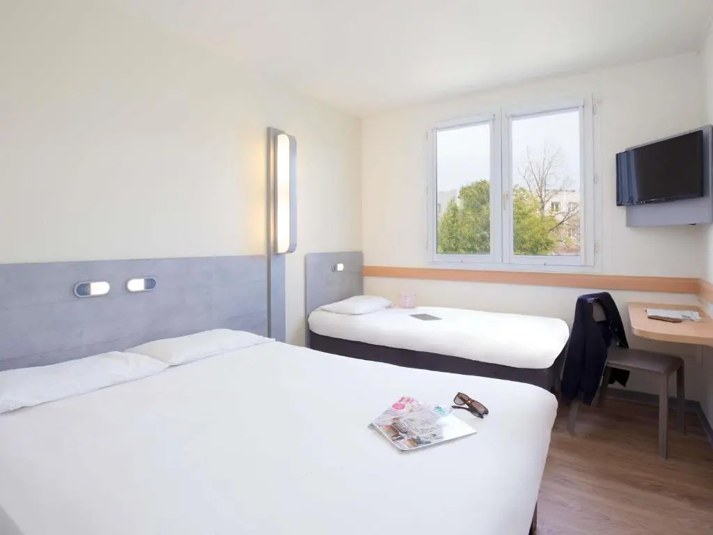 hotel ibis budget Aubagne Les Paluds Agora