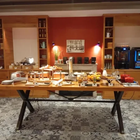 Qualys-Hotel Aurillac Grand Hotel Saint-Pierre