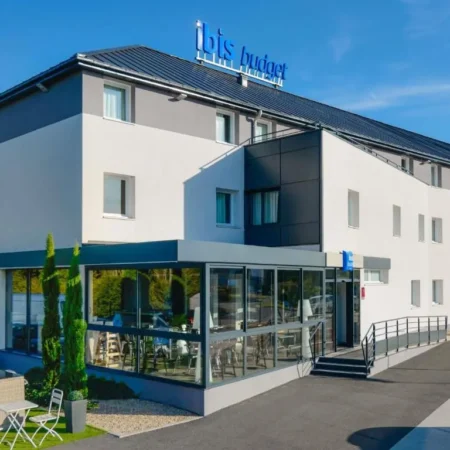 ibis budget Macon Creches