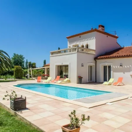 Mas Picton, gites et chambres d’hotes avec piscine, evenements et accueil groupes