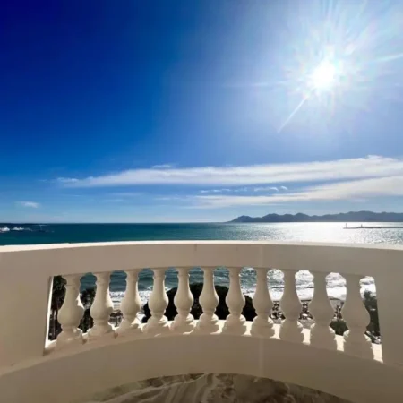 Le Palais Miramar