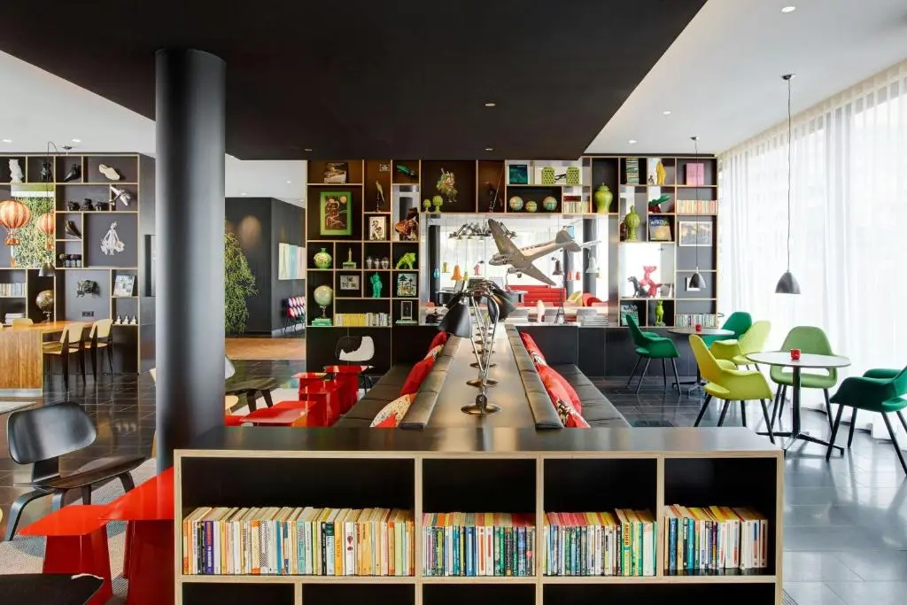citizenM Paris Charles de Gaulle Airport hotel