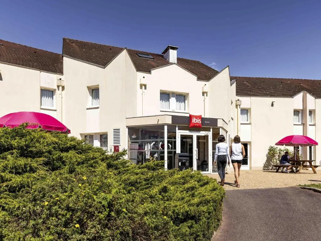 ibis Autun