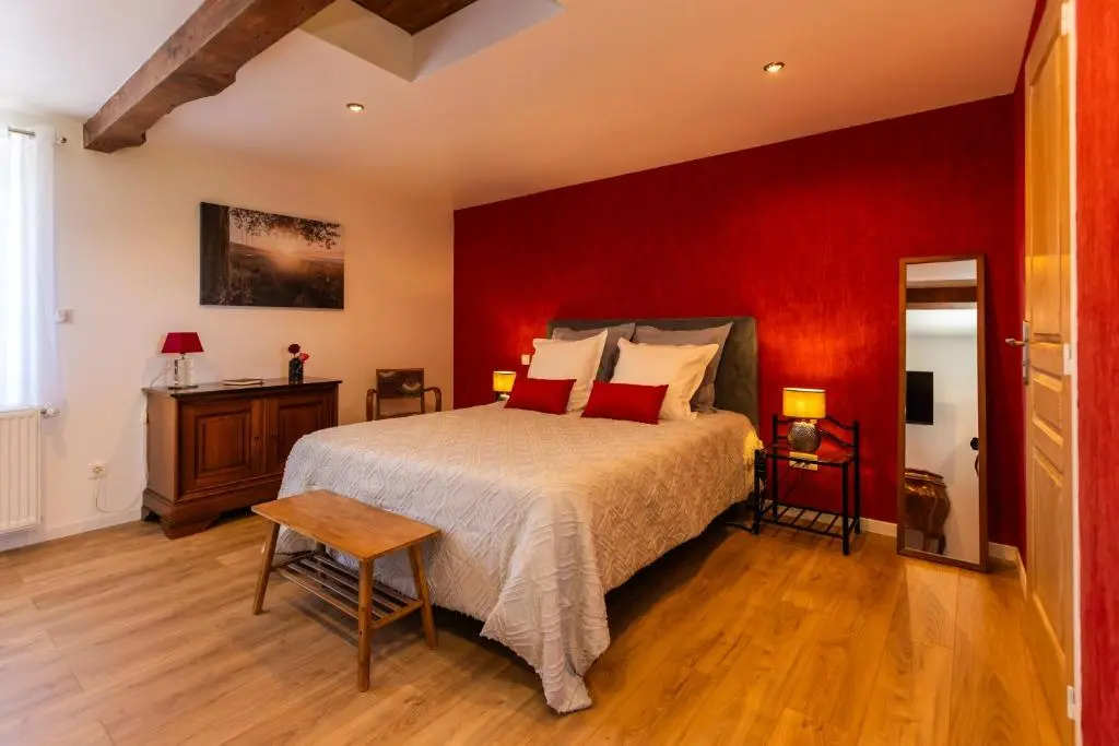 Chambres d’Hotes La Longere Forezienne – Sainte-Agathe-la-Bouteresse