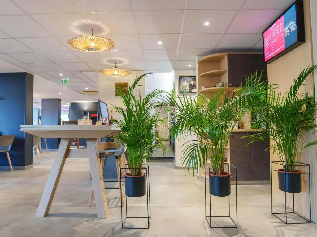 ibis Laon