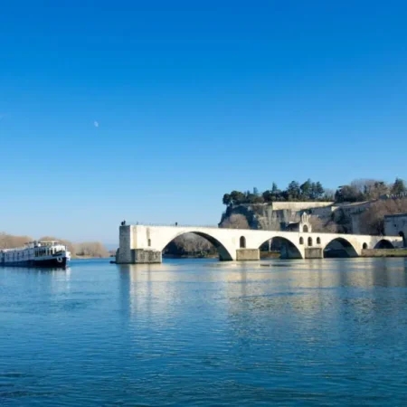 Bateau Hotel Le Chardonnay