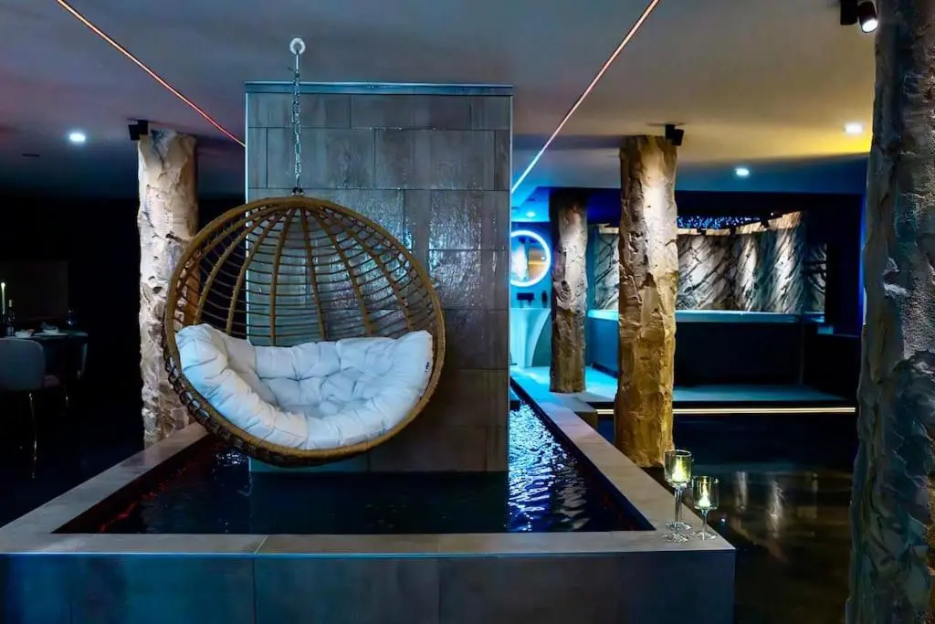 Nuxia Suites & Spa