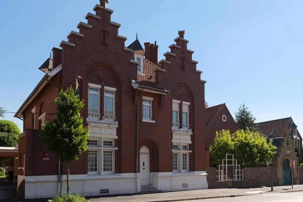 Logis Hotel Belle Hotel