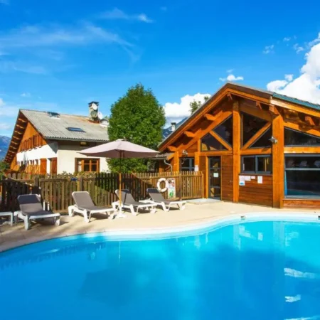 Logis Hotel les Peupliers
