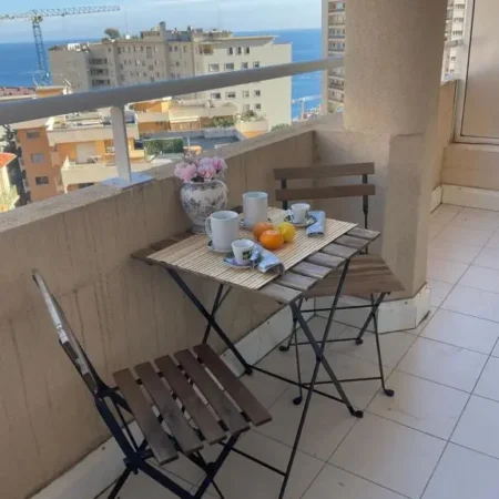 N.1 Flat Beausoleil Center