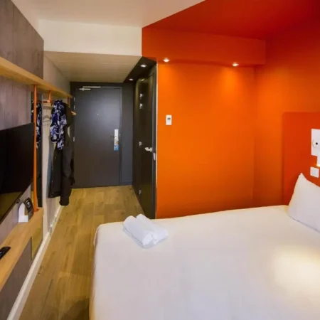 ibis budget Beauvais Aeroport