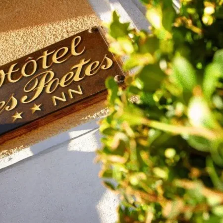 Hotel des Poetes