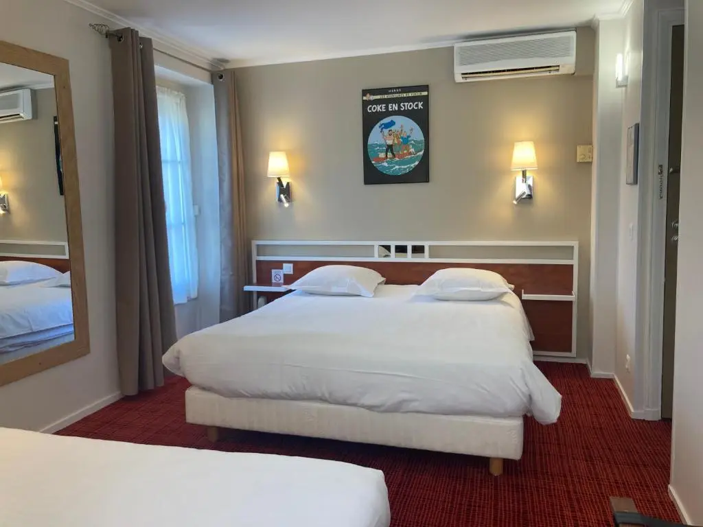 LOGIS HOTEL RESTAURANT LE MONARQUE