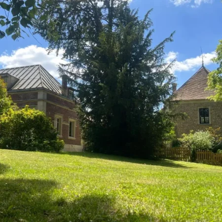 Les ecuries du chateau