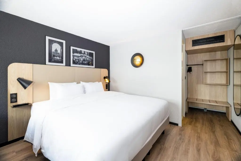 Campanile Bordeaux Nord – Le Lac