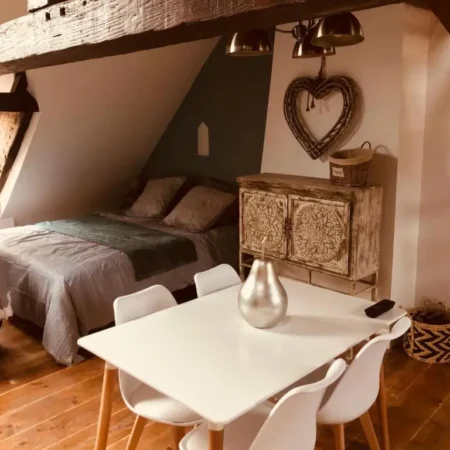 Comme A La Maison