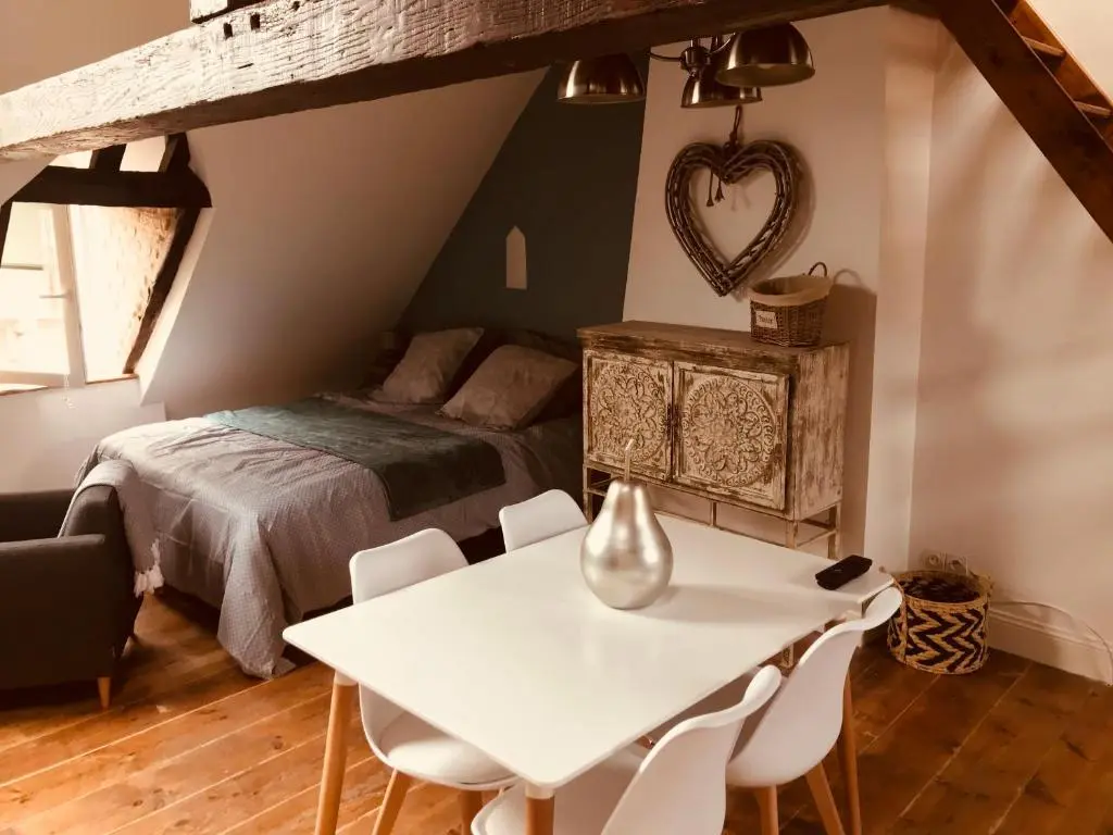 Comme A La Maison