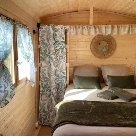La Caminade, gite, chambres et table d&rsquo;hotes avec piscine dans les Baronnies des Hautes-Pyrenees