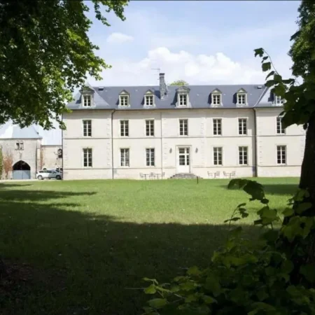 Chateau De Lazenay
