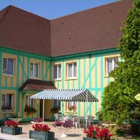 Logis Hotel le Pan de Bois