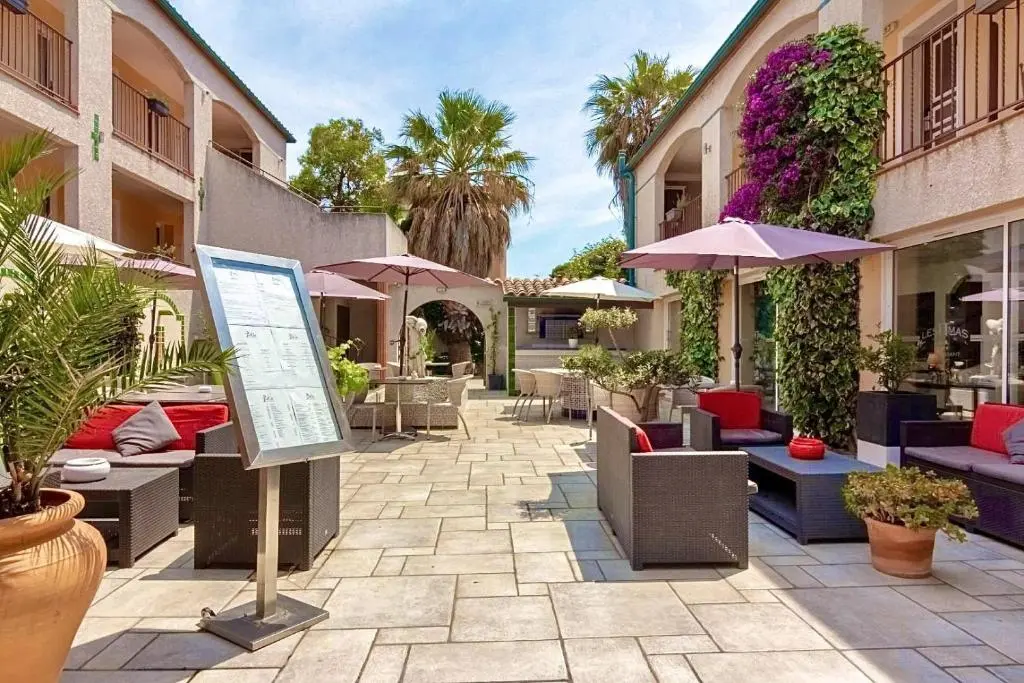 Logis Hotel les II Mas