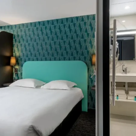 HOTEL ZENITH CAEN