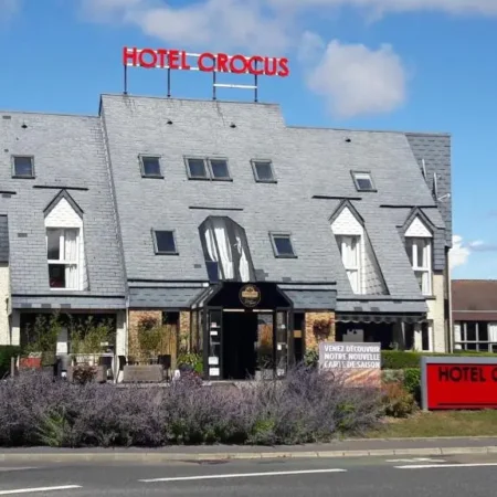 Hotel Crocus Memorial