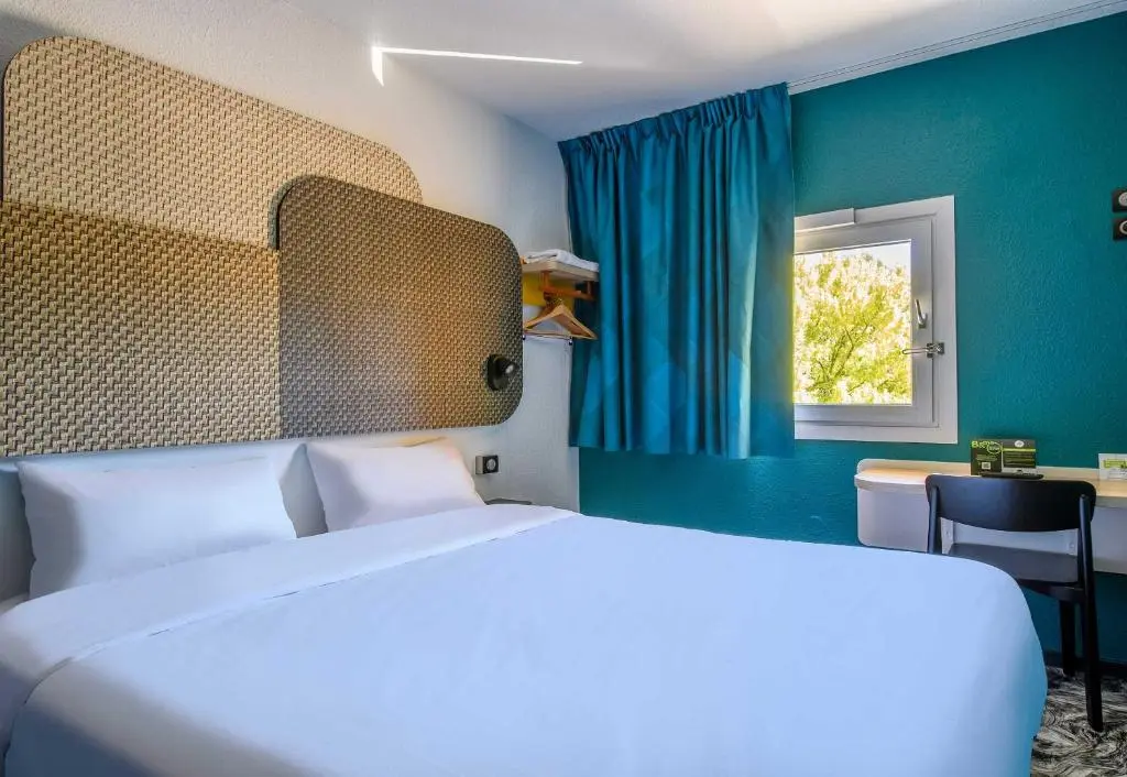 B&B HOTEL Nimes Caissargues