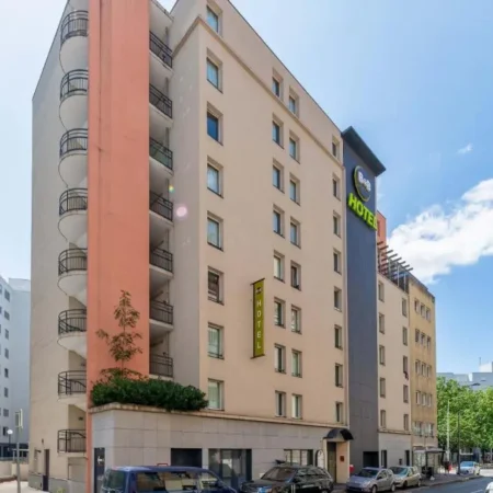 B&B HOTEL Lyon Caluire Cite Internationale