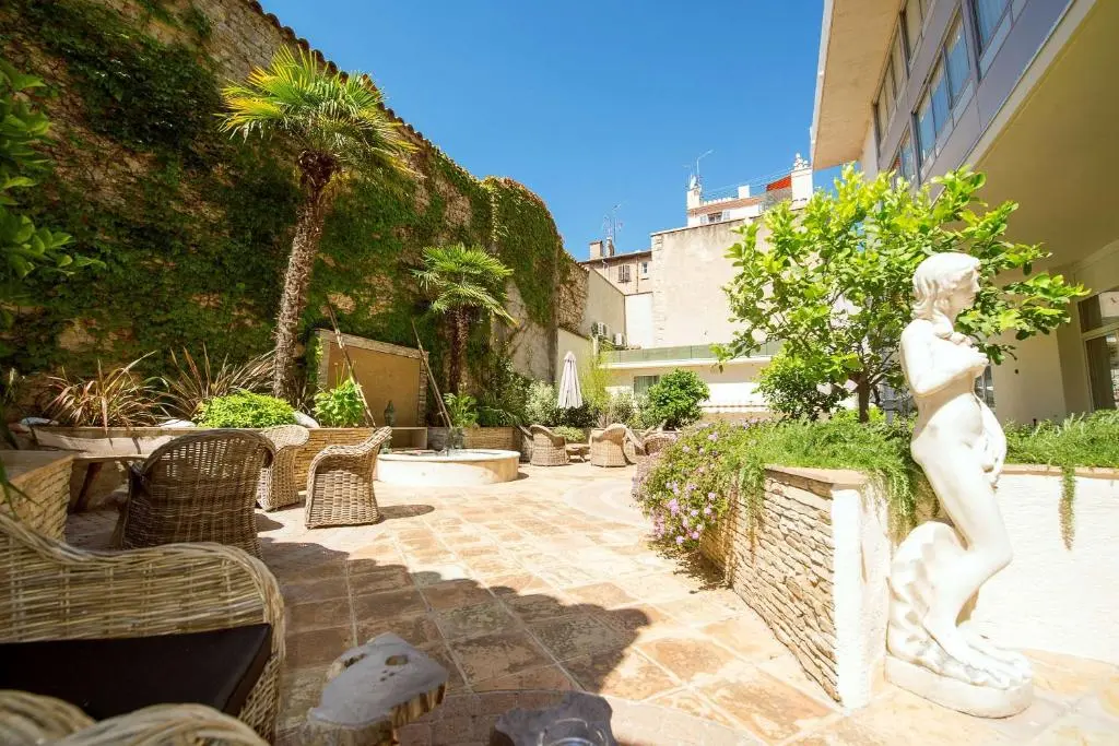 Best Western Premier Le Patio des Artistes – Cannes
