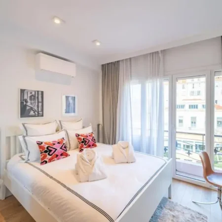 Luxury Apartment – 150m to Palais des Festivals