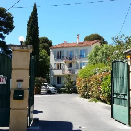 Kimi Residence