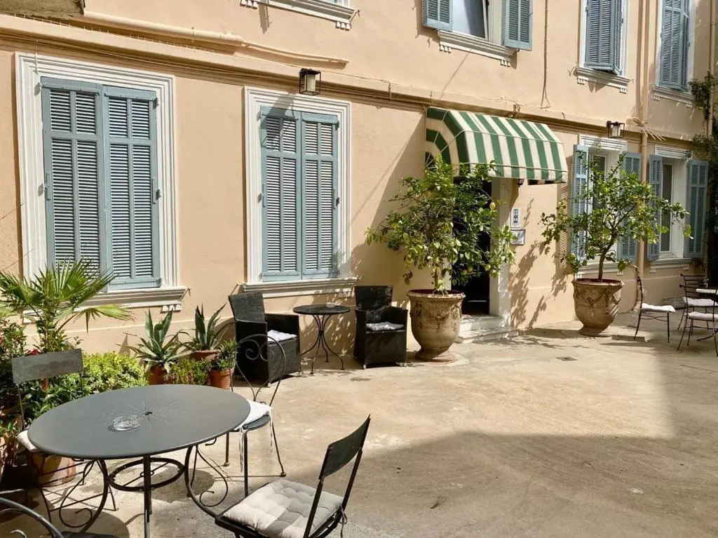 Hotel Chanteclair