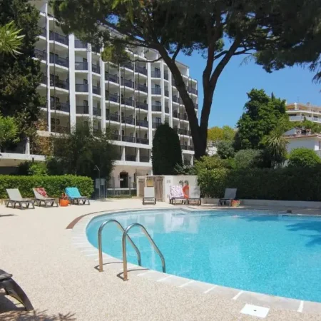 Resideal Premium Cannes